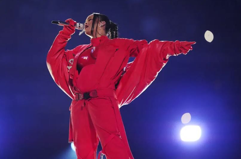 Pregnant Rihanna Wears $1M in Diamonds to Super Bowl 2023 Halftime