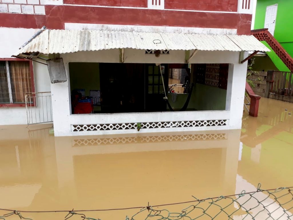 Cedros residents flooded out again - Trinidad Guardian