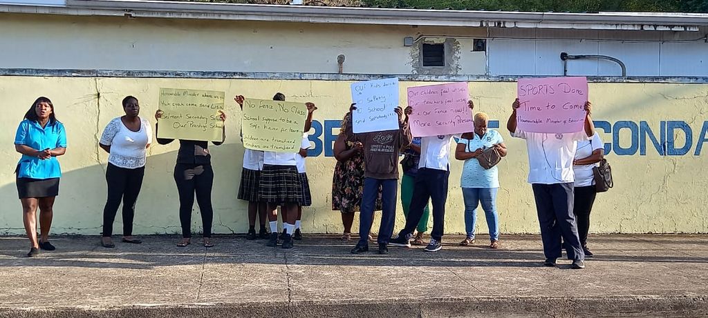 Belmont Secondary teachers refuse to work - Trinidad Guardian