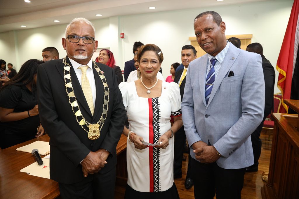 Kamla ‘nah leaving’ as UNC leader; feels sorry for Marsha Walker ...