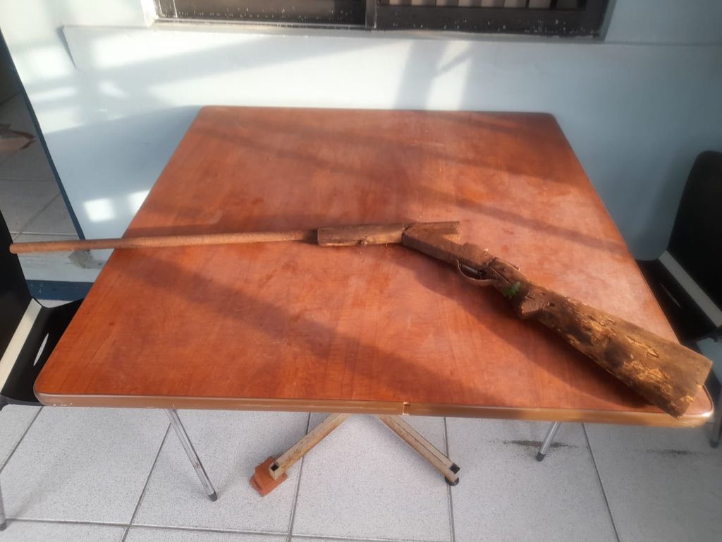 Homemade shotgun found and seized in Biche - Trinidad Guardian