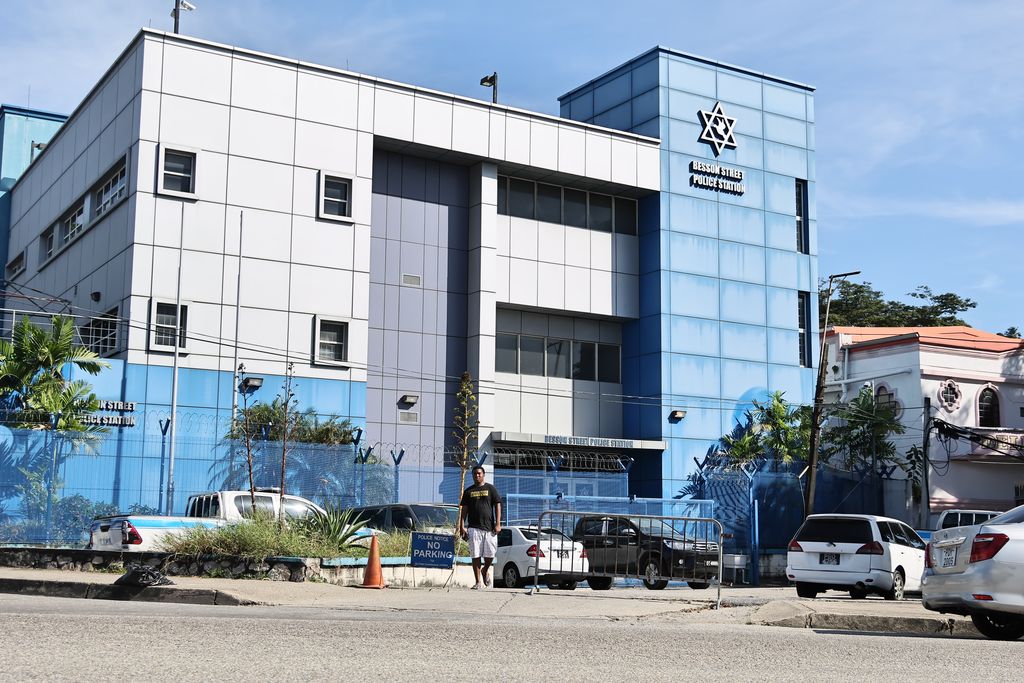 BESSON STREET POLICE STATION